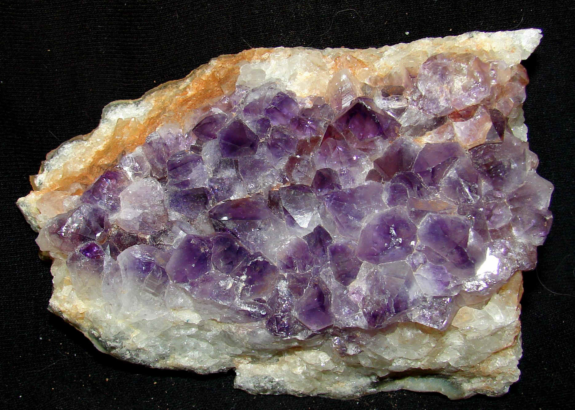 http://www.net-clickz.com/ameydruzy-159.jpg (582341 bytes)